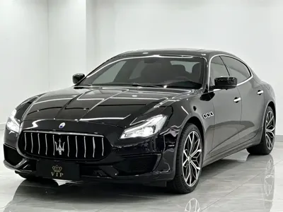 Maserati Quattroporte