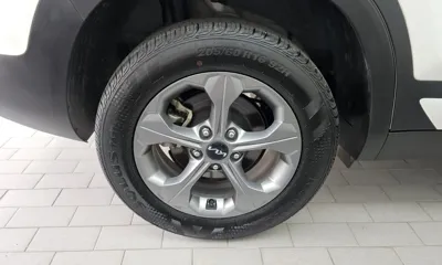 Kia Seltos 2024, 25595 км, за 15032.17 USD
