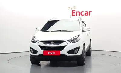 Hyundai Tucson 2010, 271474 км, за 2356.57 USD
