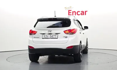 Hyundai Tucson 2010, 271474 км, за 2356.57 USD