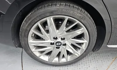 Hyundai Grandeur 2020, 45943 км, за 17127.04 USD
