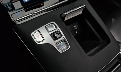 Hyundai Grandeur 2020, 45943 км, за 17127.04 USD - фото 9