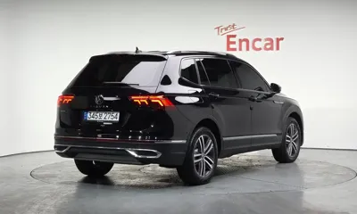 Volkswagen Tiguan 2024, 8615 км, за 23767.65 USD
