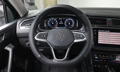 Volkswagen Tiguan 2024, 8615 км, за 23767.65 USD - фото 14