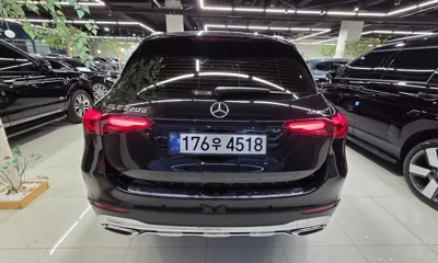 Mercedes-Benz GLC-Class 2024, 34824 км, за 41368.1 USD - фото 6