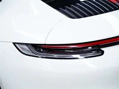 Porsche 911 2021, 15300 км, за 130662.56 USD
