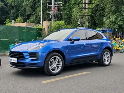 Porsche Macan · 2021 год