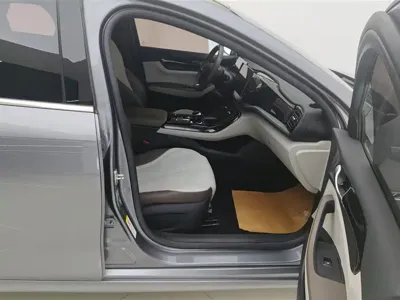 BYD Qin Plus 2024, 41100 км, за 8063.41 USD - фото 8