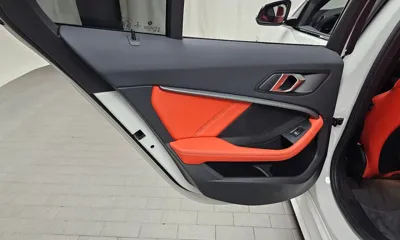 BMW 1-Series 2022, 18026 км, за 17526.59 USD - фото 25