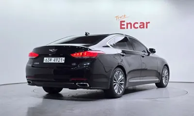 Hyundai Genesis 2015, 106827 км, за 7089.41 USD