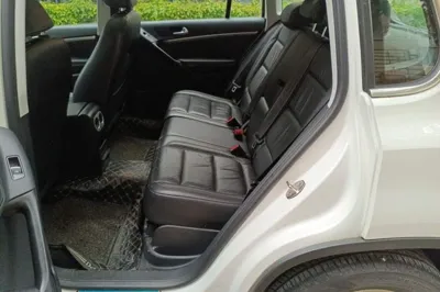 Volkswagen Tiguan 2016, 53600 км, за 7365 USD - фото 17