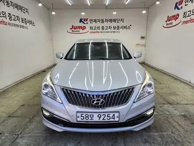 Hyundai Grandeur 2016, 109853 км, за 4886 USD
