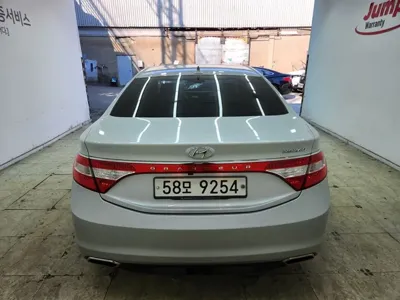 Hyundai Grandeur 2016, 109853 км, за 4886 USD