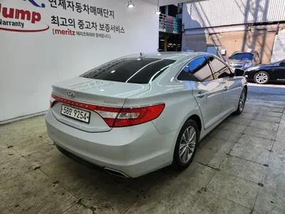 Hyundai Grandeur 2016, 109853 км, за 4883.76 USD - фото 6