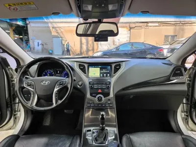 Hyundai Grandeur 2016, 109853 км, за 4883.76 USD - фото 11