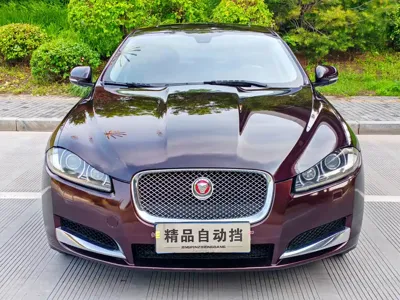 Jaguar XF · 2015 год