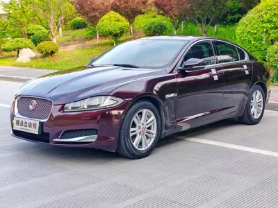 Jaguar XF 2015, 120000 км, за 6453.6 USD