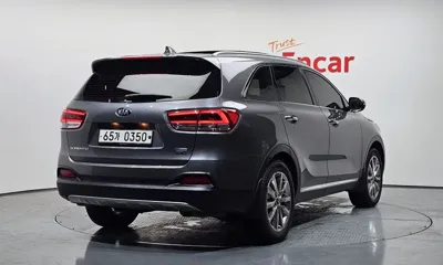 Kia Sorento 2016, 129596 км, за 9441.94 USD
