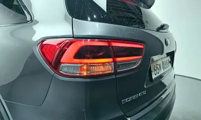 Kia Sorento 2016, 129596 км, за 9441.94 USD - фото 23