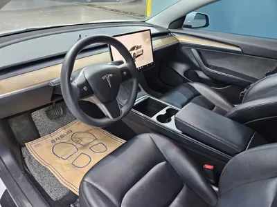 Tesla Model 3 2022, 106455 км, за 17781.61 USD - фото 9