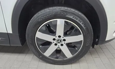 Mercedes-Benz GLB-Class 2020, 76990 км, за 18720.43 USD
