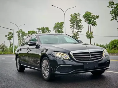 Mercedes-Benz E-Class 2020, 86000 км, за 24808.25 USD