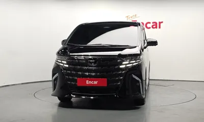 Toyota Alphard 2025, 28653 км, за 66364.71 USD