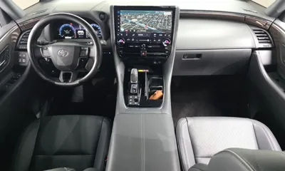 Toyota Alphard 2025, 28653 км, за 65721.88 USD - фото 7
