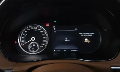 Genesis GV70 2021, 37668 км, за 21322.23 USD - фото 8