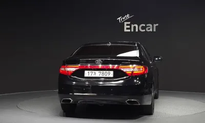 Hyundai Grandeur 2017, 182572 км, за 3040.72 USD