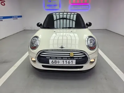MINI Cooper 2015, 91000 км, за 3435.74 USD