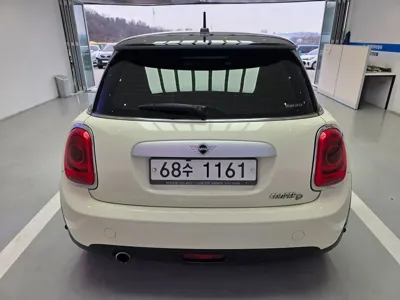 MINI Cooper 2015, 91000 км, за 3435.74 USD