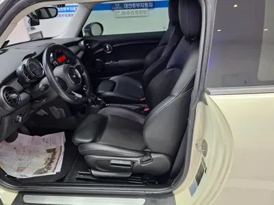 MINI Cooper 2015, 91000 км, за 3435.74 USD - фото 10