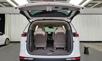 Kia Canival 2023, 38676 км, за 19869.72 USD - фото 20