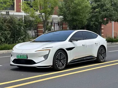 Avatr Avatr 12 · 2025 год