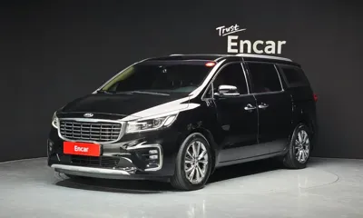 Kia Canival · 2019 год