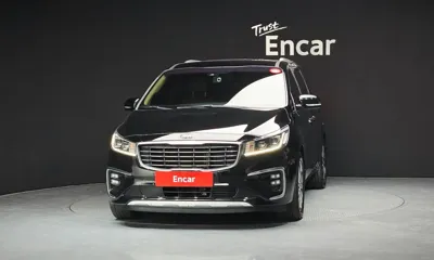 Kia Canival 2019, 104188 км, за 9446.26 USD