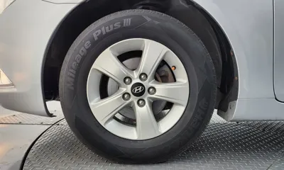 Hyundai Sonata 2011, 137760 км, за 2280.13 USD