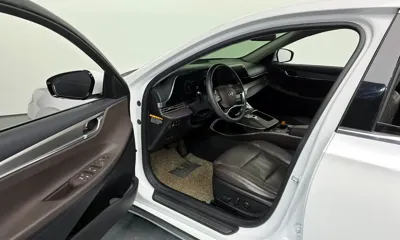Hyundai Grandeur 2020, 65681 км, за 17549.65 USD - фото 10