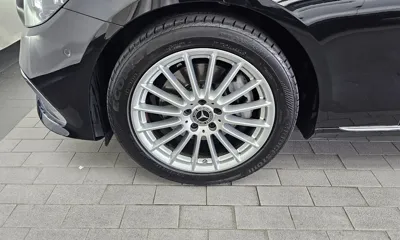 Mercedes-Benz E-Class 2022, 53366 км, за 23720.98 USD