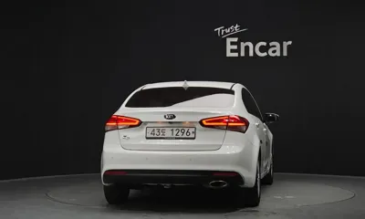 Kia K3 2017, 73521 км, за 6408.99 USD