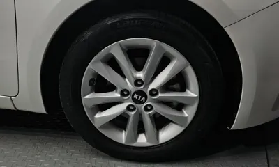 Kia K3 2017, 73521 км, за 6408.99 USD