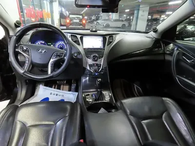 Hyundai Grandeur 2014, 192494 км, за 3843.65 USD - фото 10