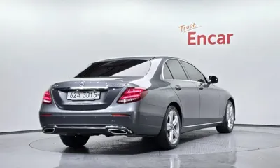 Mercedes-Benz E-Class 2018, 44457 км, за 14542.58 USD