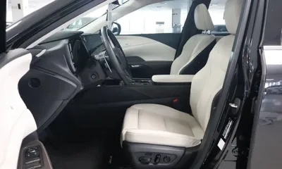 Lexus RX 2025, 10110 км, за 64043.59 USD - фото 9