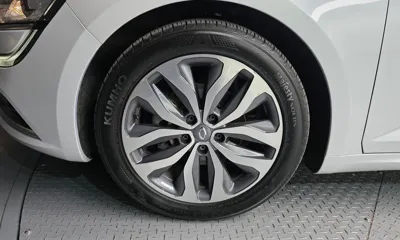 Renault-KoreaSamsung SM6 2016, 62882 км, за 5139.22 USD