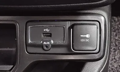 Jeep Renegade 2021, 57524 км, за 10213.38 USD - фото 15