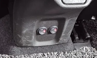 Jeep Renegade 2021, 57524 км, за 10213.38 USD - фото 29