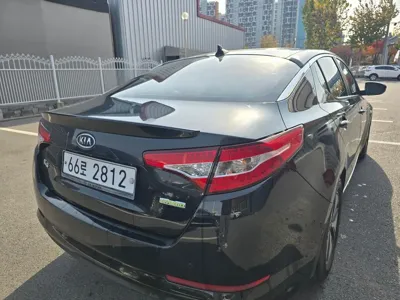 Kia K5 2013, 270315 км, за 2200.22 USD