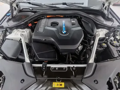 BMW 5 Series New Energy 2019, 166600 км, за 15126.25 USD - фото 6